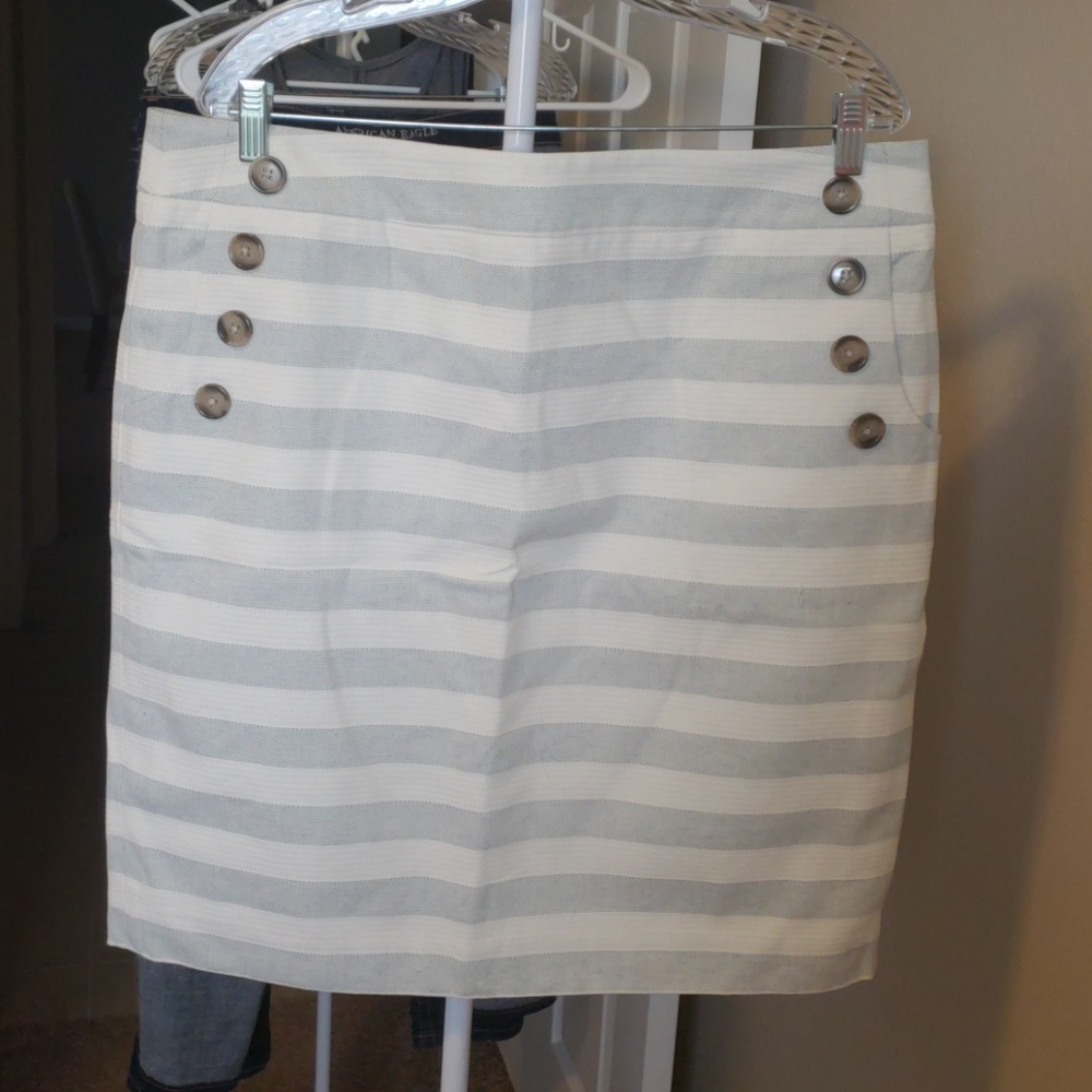 Loft skirt